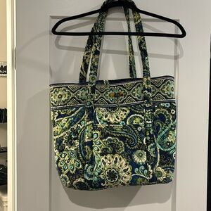 New Vera Bradley  XL Vera Tote Bag in Rhythms And Blue